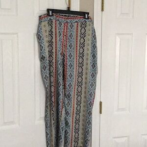 Zara multi color pull on pants, 2 side pockets